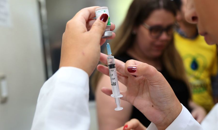 Center vacina contra gripe foto de erasmo salom o minist rio da sa de