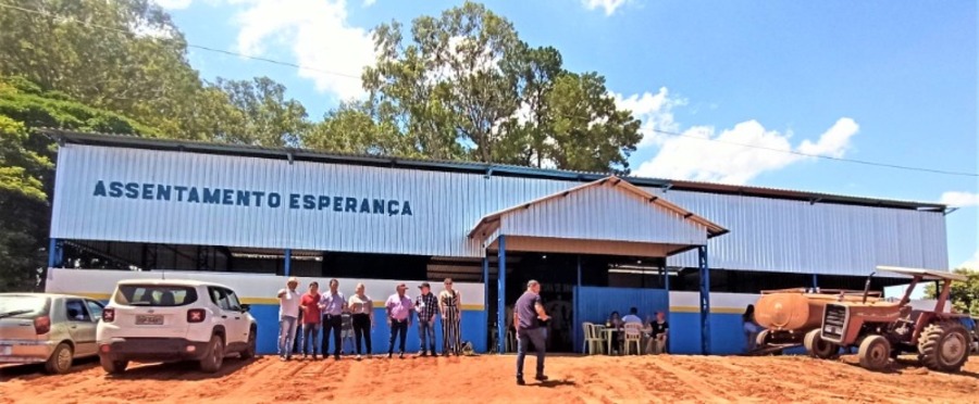 Center 17123845 quadra de 1