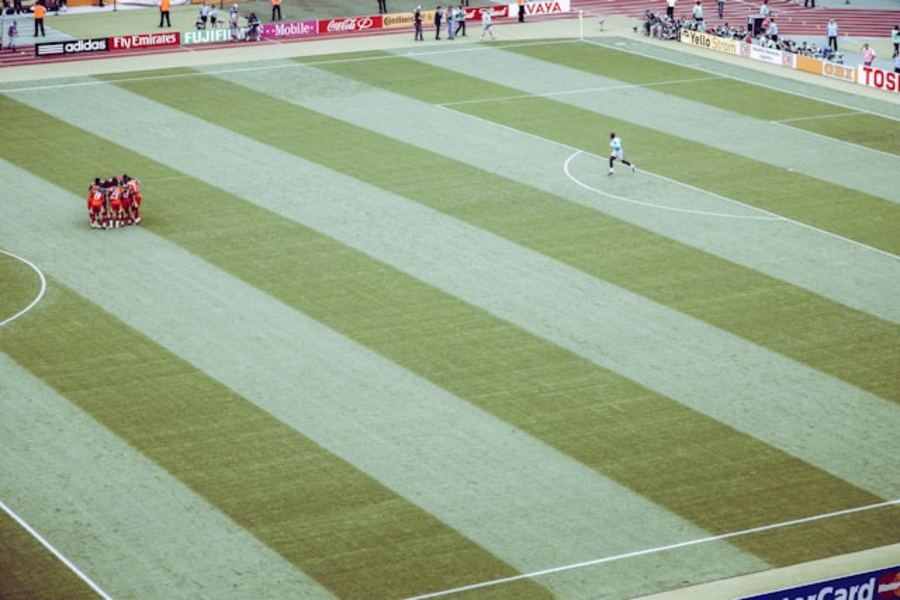 Center markus spiske 0ifehkpfrv8 unsplash