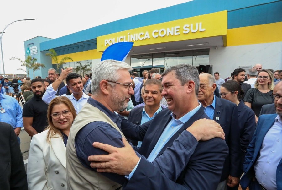 Center 28102025 poli