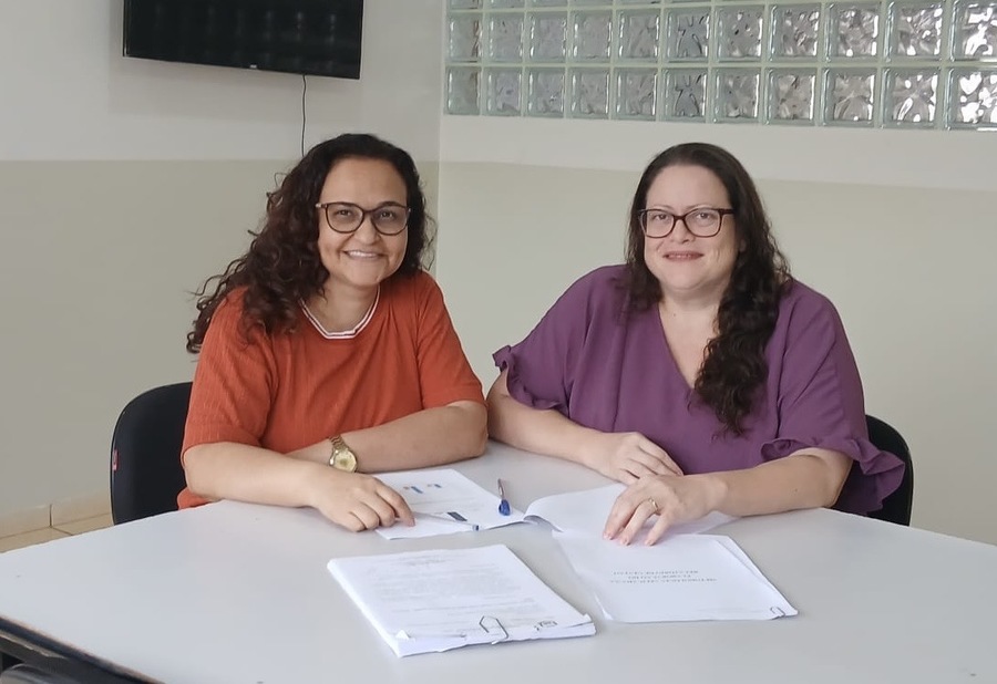 Center 8a9a34ef ecf5 4d5e 8d70 7ff92ae1a3c3