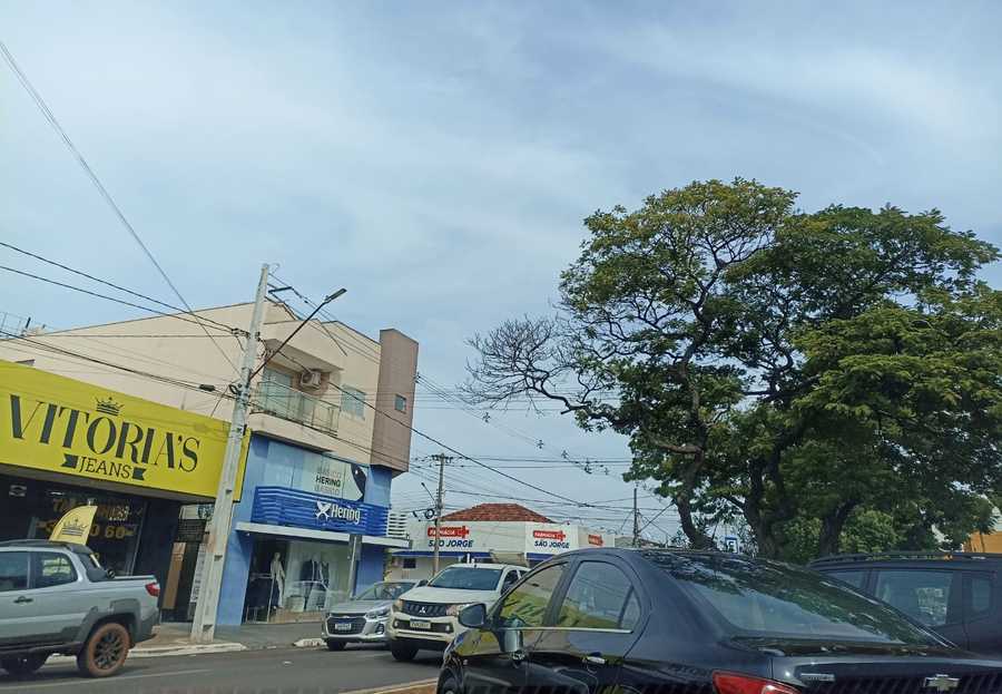 Center 6904b594 6667 461c b493 171cdde4361a