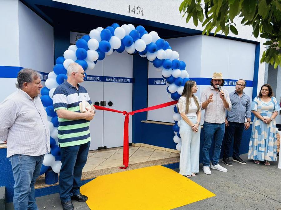 Center 14112025 far1