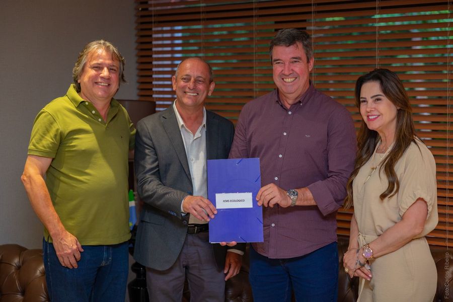 Center whatsapp image 2025 12 01 at 21.23.10