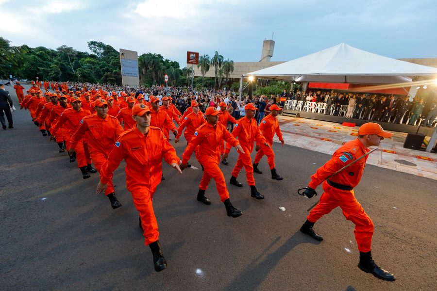 Center 03122025 bombeiros