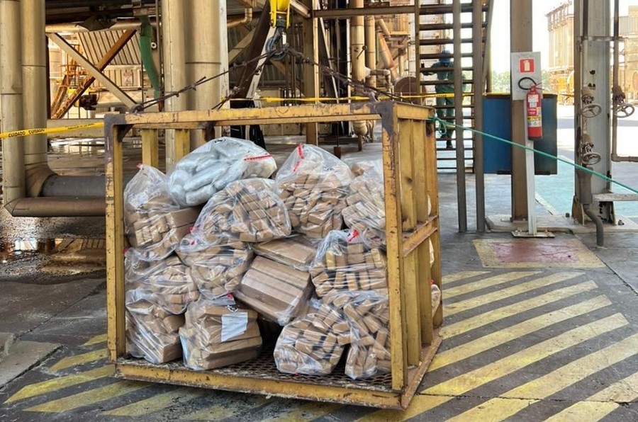 Center whatsapp image 2025 12 05 at 11.28.30 1 e1764971670163