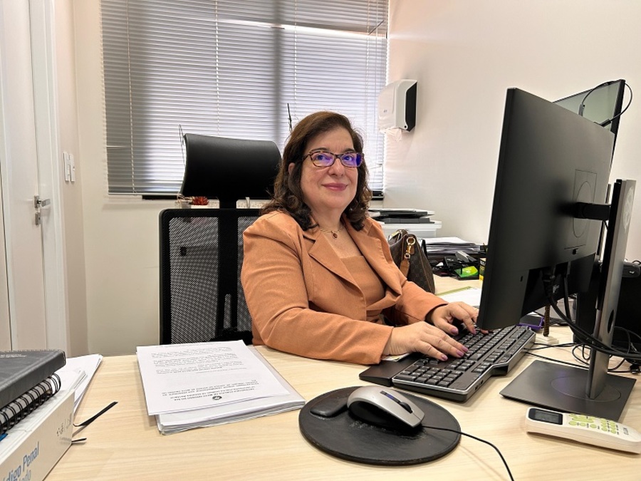 Center 09122025 defensoria ivi