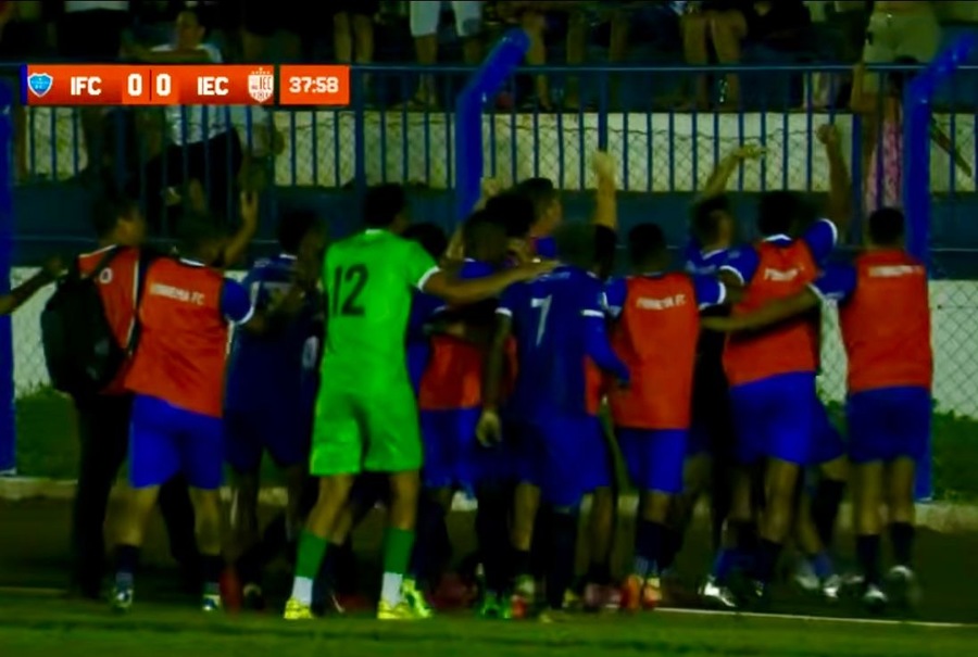 Center 2b30d025 a48d 4ab4 a4e7 0d9c0feebedc